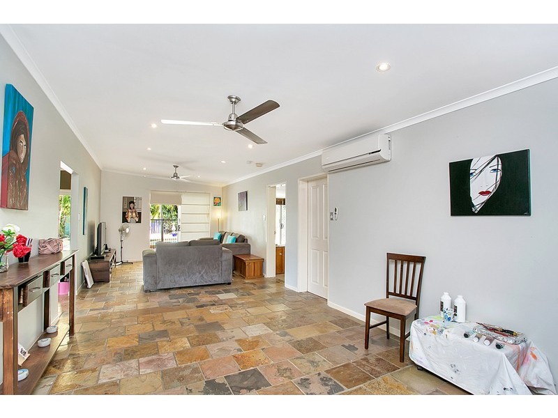 7 Carolyn Close, Yorkeys Knob QLD 4878
