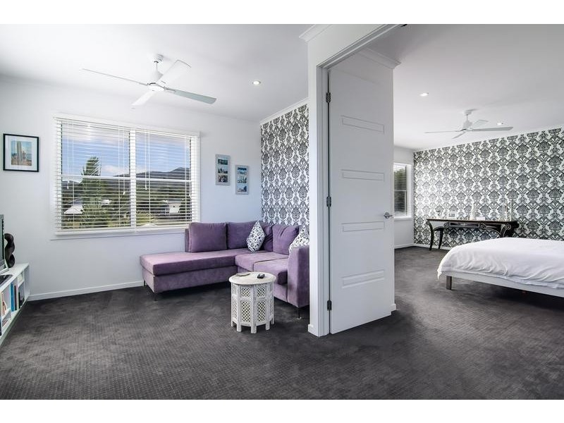 10 Lagoon Drive, Trinity Beach QLD 4879
