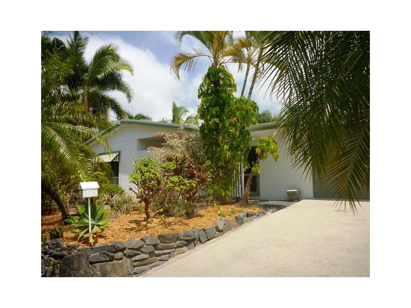 5 Starling St, Kewarra Beach QLD 4879