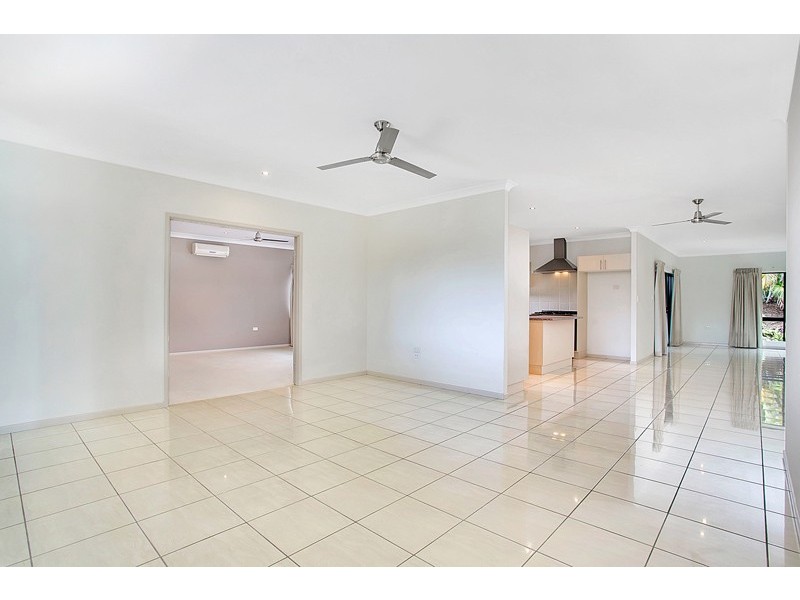 20 Palmetto Street, Palm Cove QLD 4879