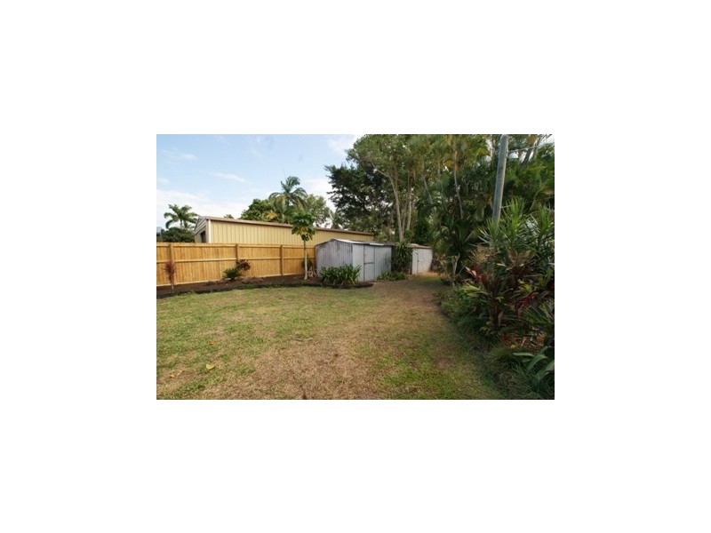 19 Centaur St, Trinity Park QLD 4879
