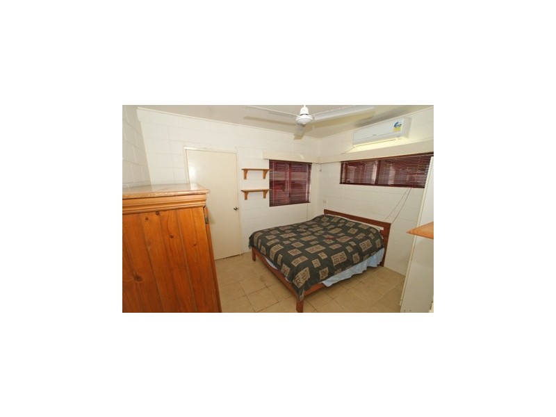 19 Centaur St, Trinity Park QLD 4879