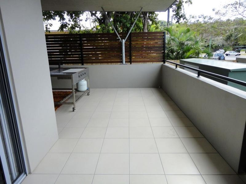 8/521-525 Varley Street, Yorkeys Knob QLD 4878