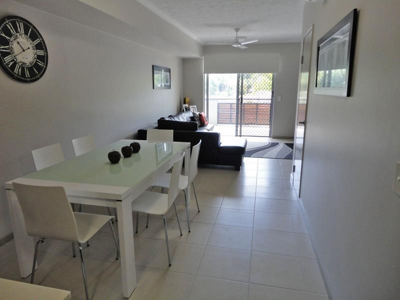 8/521-525 Varley Street, Yorkeys Knob QLD 4878