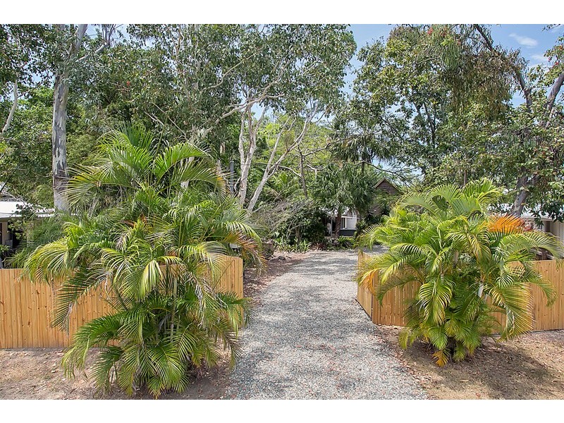 10 Strombus Ave, Trinity Beach QLD 4879