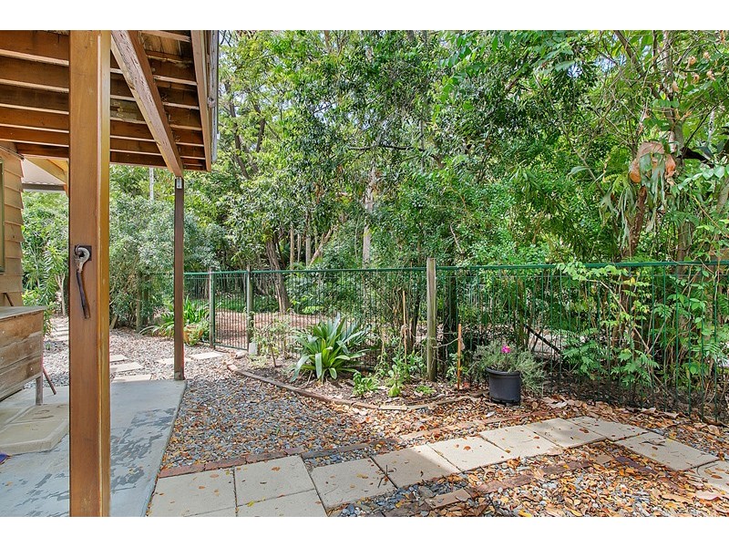 10 Strombus Ave, Trinity Beach QLD 4879