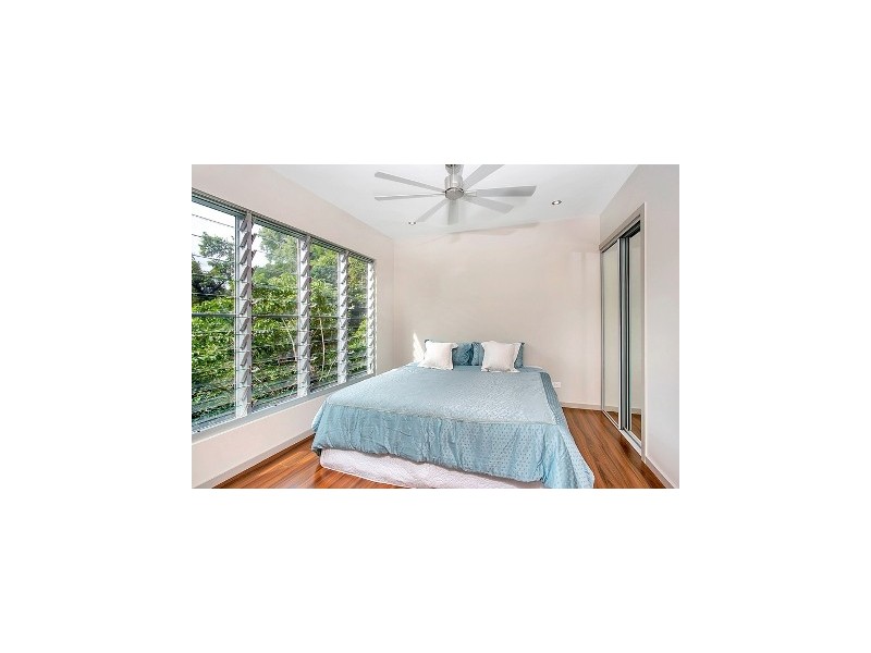 9/30 Savaii Close, Palm Cove QLD 4879