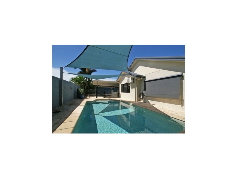 22 Moojeeba Way, Trinity Park QLD 4879