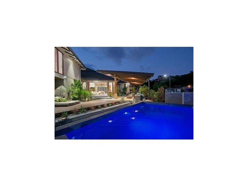 22 Litara Ct, Palm Cove QLD 4879