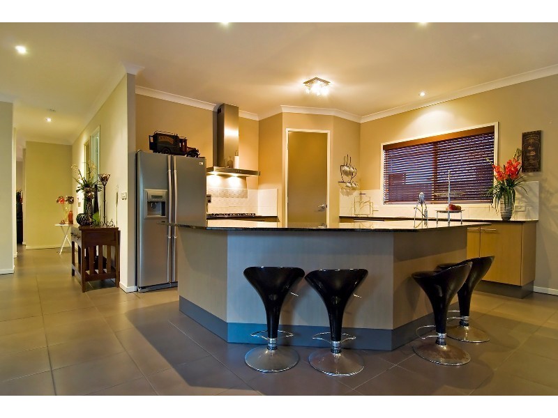 11 Iridescent Drive, Trinity Park QLD 4879