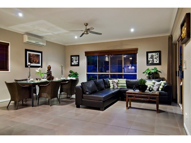 11 Iridescent Drive, Trinity Park QLD 4879