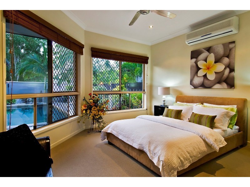 11 Iridescent Drive, Trinity Park QLD 4879