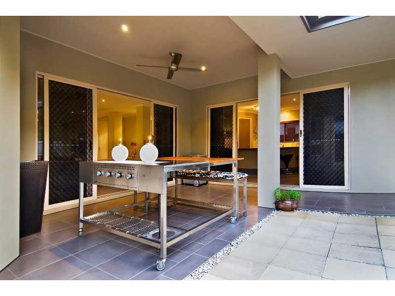 11 Iridescent Drive, Trinity Park QLD 4879
