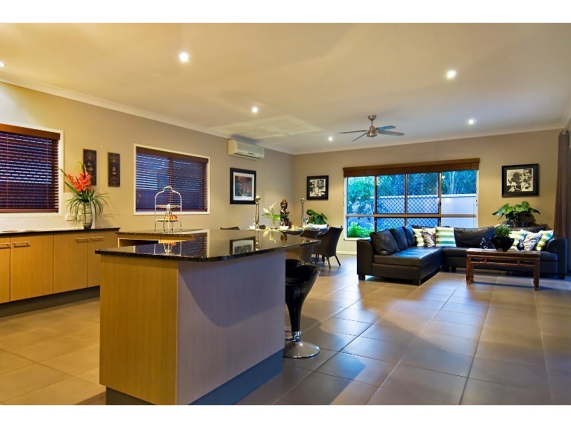 11 Iridescent Drive, Trinity Park QLD 4879