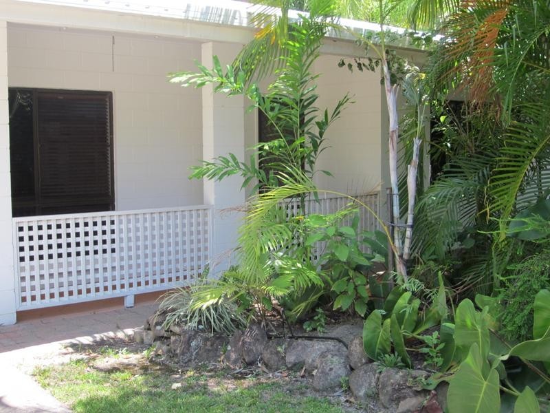 26 Satellite Street, Clifton Beach QLD 4879