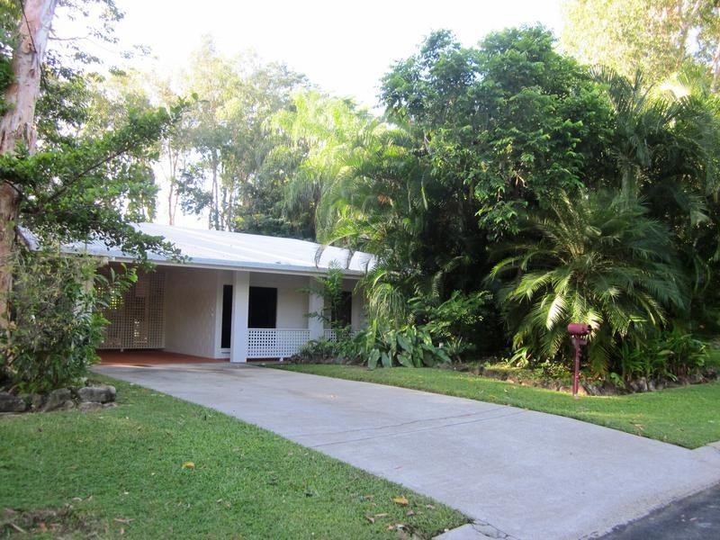 26 Satellite Street, Clifton Beach QLD 4879