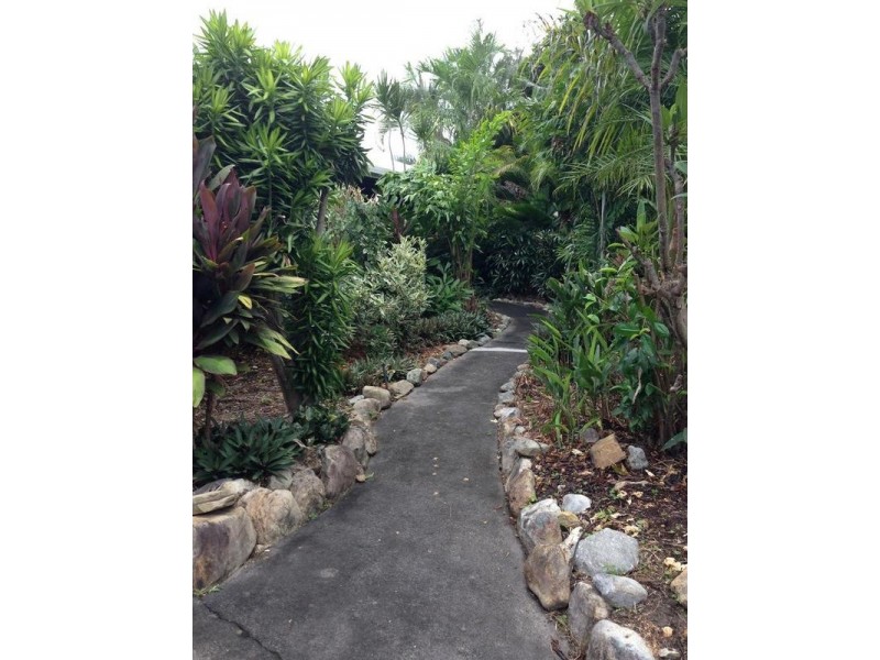 9 Brolga Street, Kewarra Beach QLD 4879