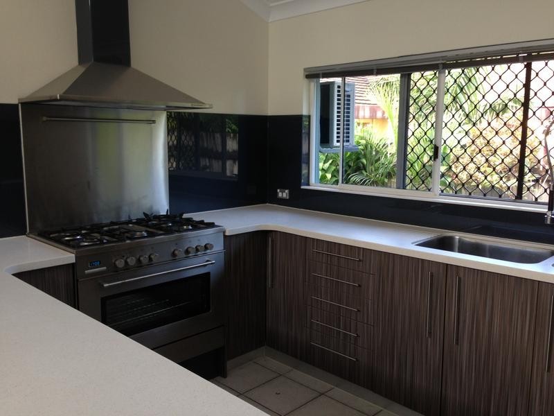 9 Brolga Street, Kewarra Beach QLD 4879