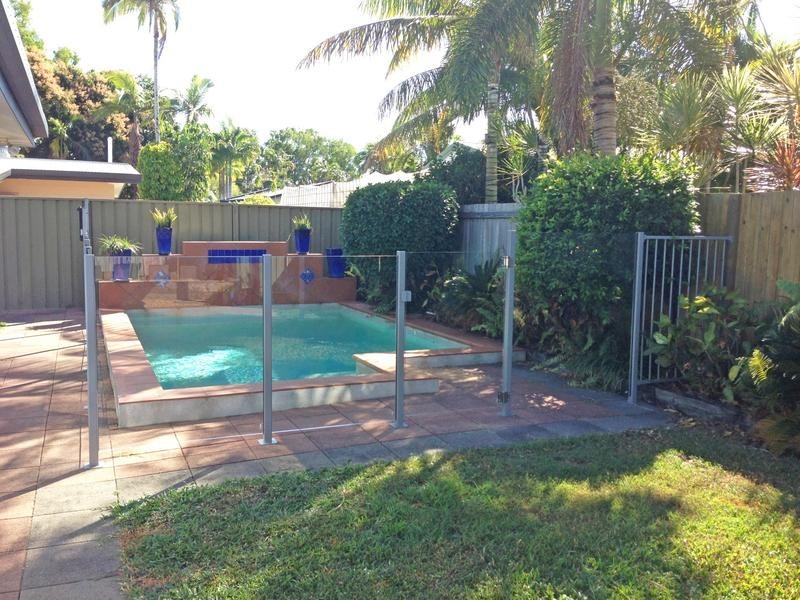 14 Almond Street, Holloways Beach QLD 4878