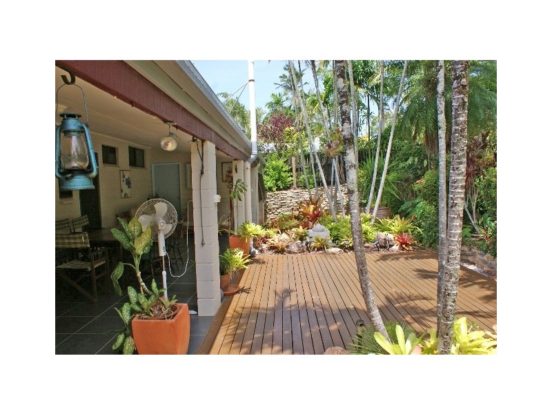 17 Redman Street, Trinity Beach QLD 4879