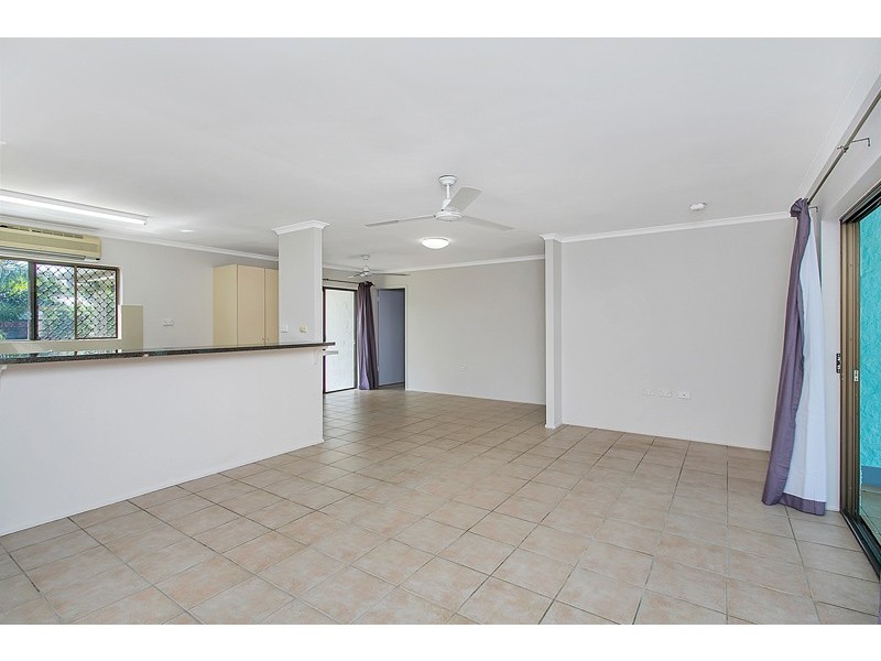 33 Clinton Street, Yorkeys Knob QLD 4878