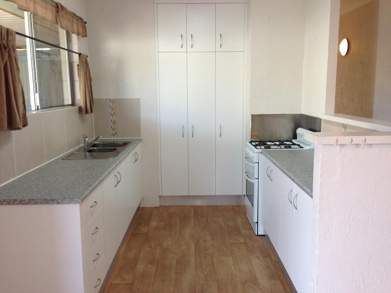 12 Riverside Parade, Trinity Park QLD 4879