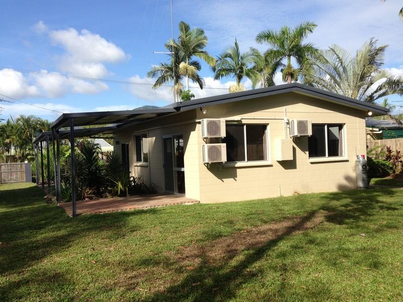 12 Riverside Parade, Trinity Park QLD 4879