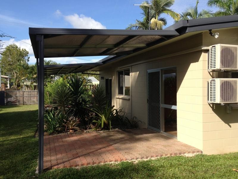 12 Riverside Parade, Trinity Park QLD 4879