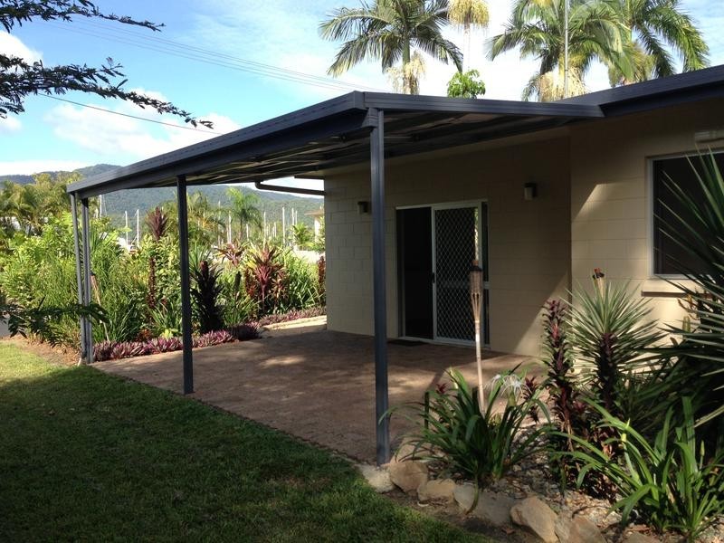 12 Riverside Parade, Trinity Park QLD 4879