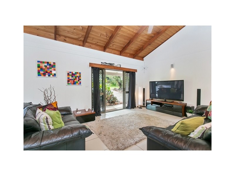 30 Moresby Street, Trinity Beach QLD 4879