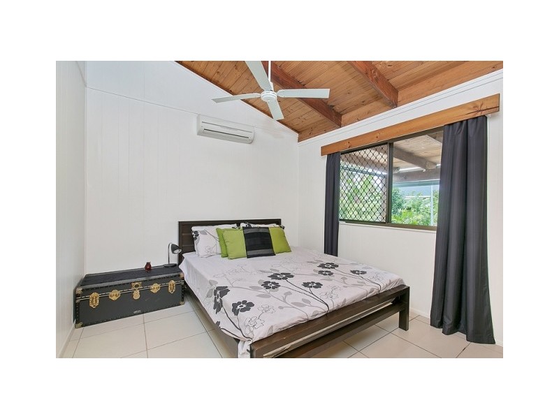 30 Moresby Street, Trinity Beach QLD 4879
