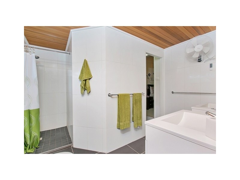 30 Moresby Street, Trinity Beach QLD 4879
