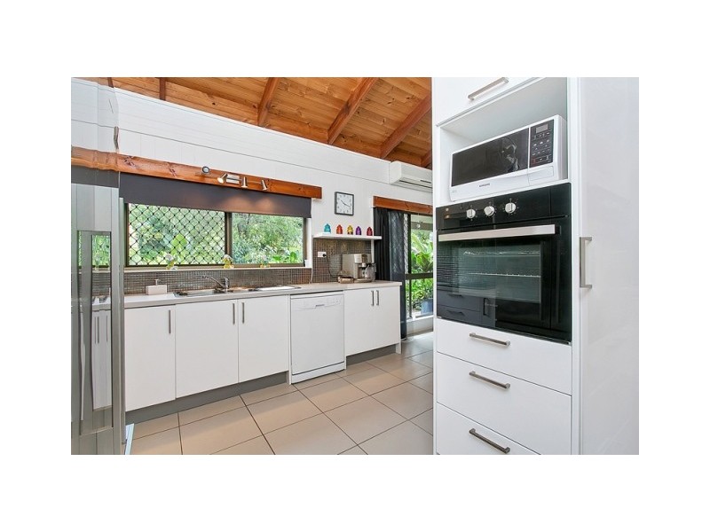 30 Moresby Street, Trinity Beach QLD 4879