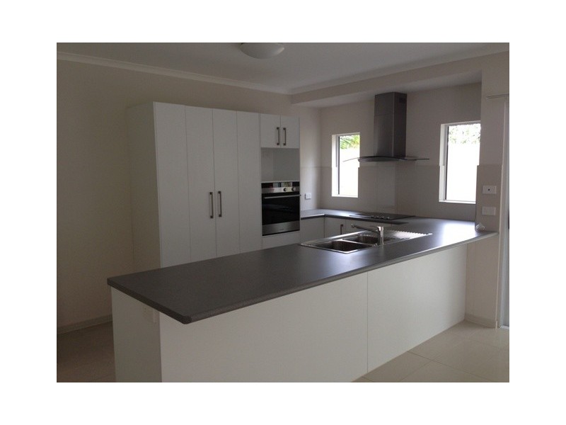 57a Cedar Road, Palm Cove QLD 4879