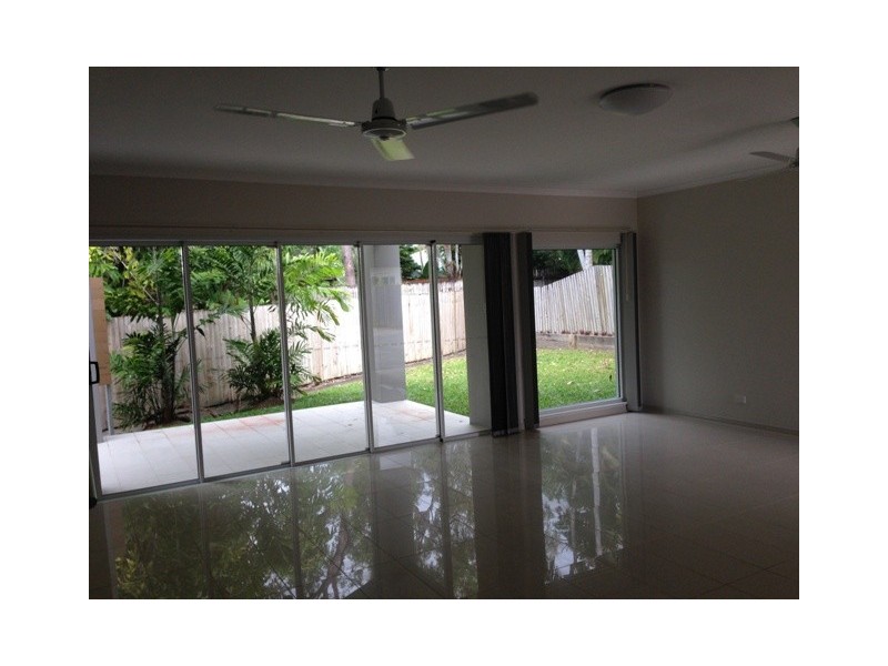 57a Cedar Road, Palm Cove QLD 4879