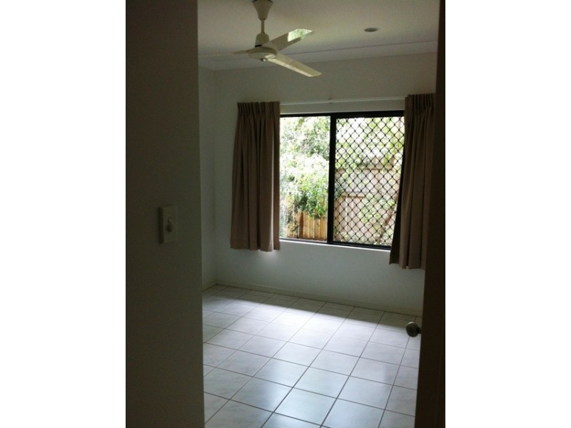 7 Imooya Place, Trinity Park QLD 4879