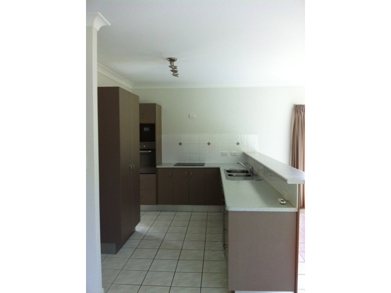 7 Imooya Place, Trinity Park QLD 4879