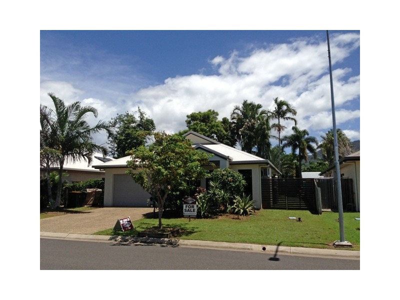31 Angor Road, Trinity Park QLD 4879