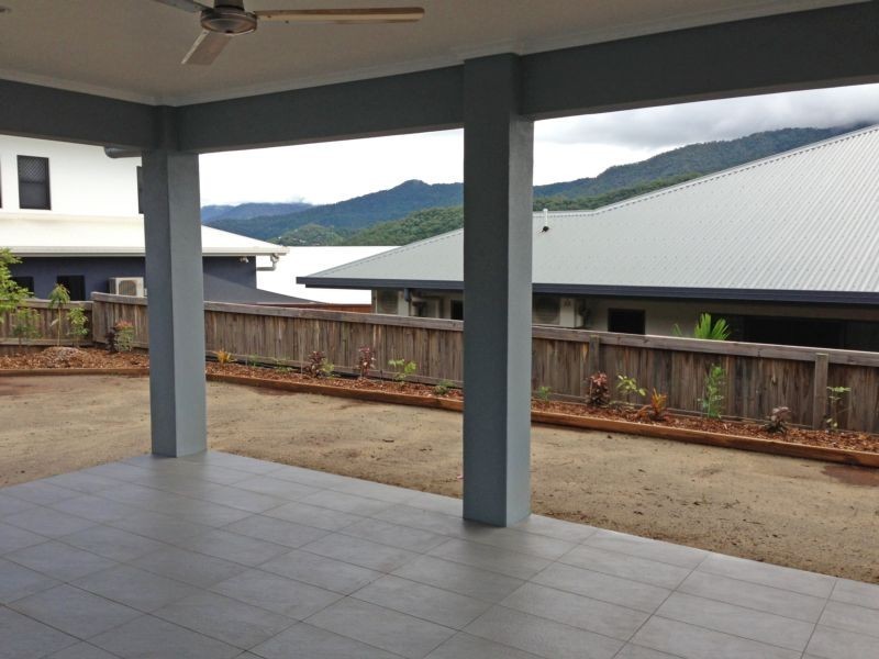 32 Catamaran Circuit, Trinity Beach QLD 4879