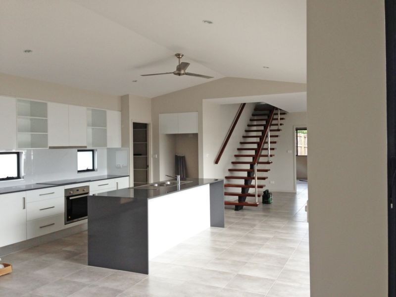 32 Catamaran Circuit, Trinity Beach QLD 4879