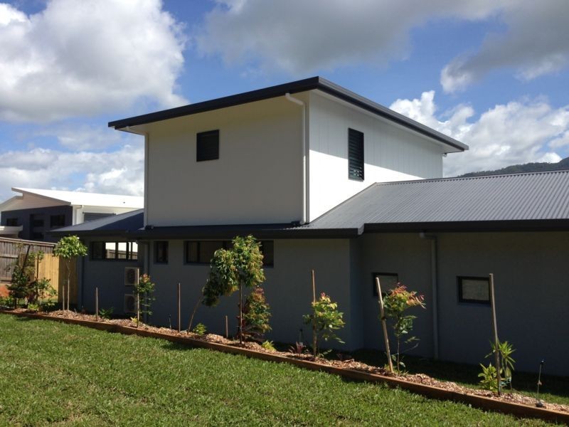 32 Catamaran Circuit, Trinity Beach QLD 4879