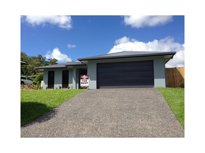 32 Catamaran Circuit, Trinity Beach QLD 4879