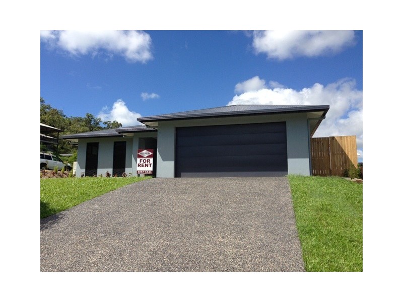 32 Catamaran Circuit, Trinity Beach QLD 4879