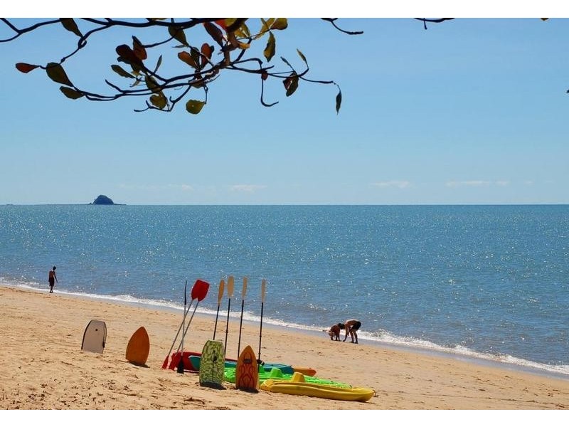 7a Kavieng Street, Trinity Beach QLD 4879