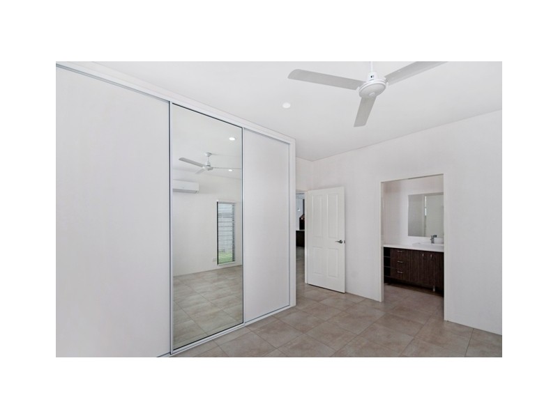 42 Moore Road, Kewarra Beach QLD 4879
