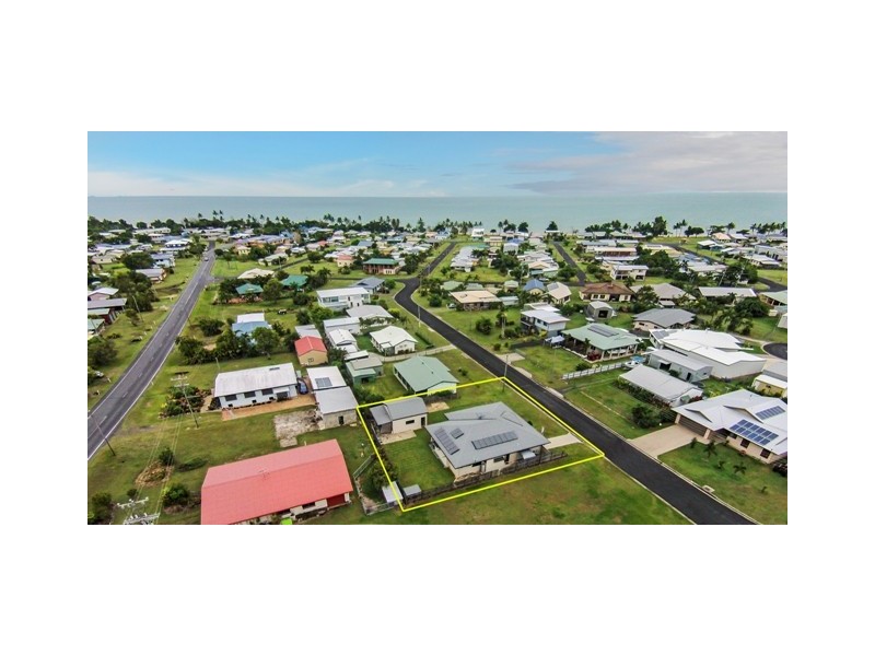 28 Tate Street, Kurrimine Beach QLD 4871