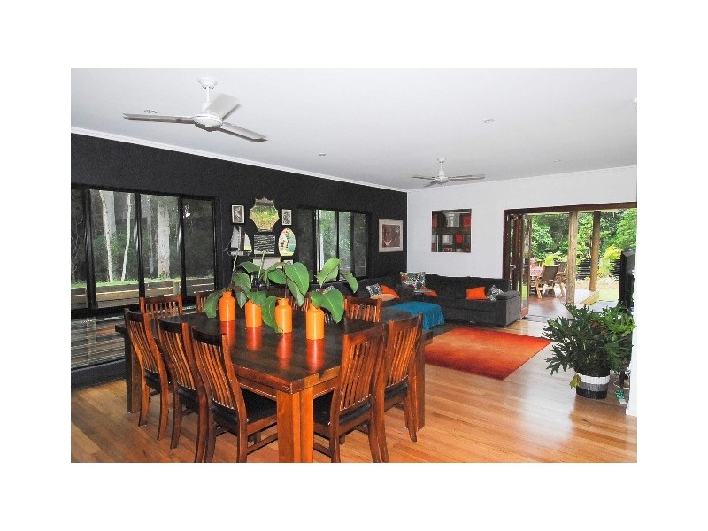 52 Leonards Access, Kewarra Beach QLD 4879
