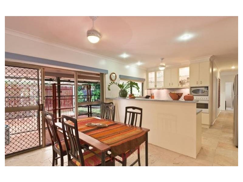 9 Bataan Close, Trinity Park QLD 4879