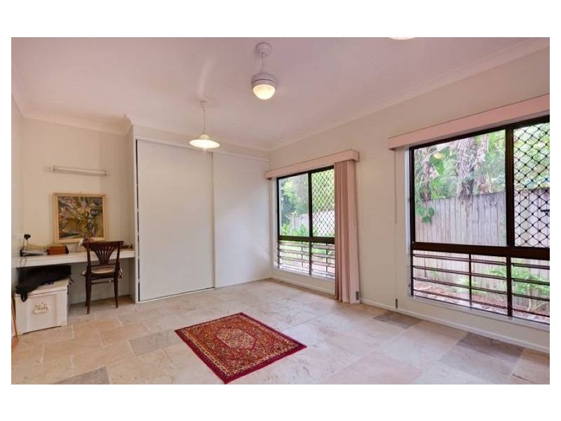 9 Bataan Close, Trinity Park QLD 4879