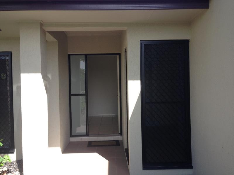 35 Seaways Street, Trinity Beach QLD 4879